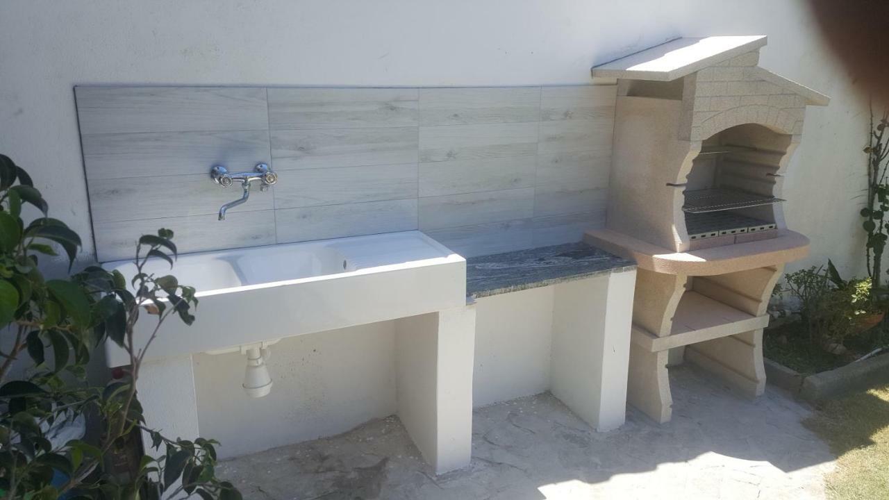 Casa Vacanze " Is Meris " กาปิตานา ภายนอก รูปภาพ